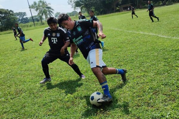 ¡Todo listo para el arranque de la Liga de Fútbol Lomas de Tacamichapan!