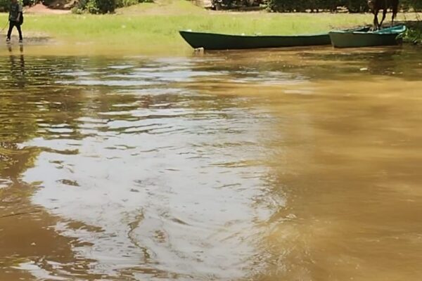 Comunidades de Jáltipan en alerta por creciente de ríos